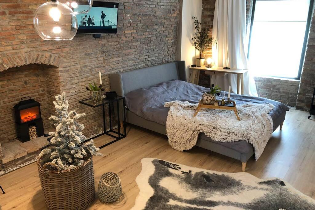 Viv Central Apart-Studio Appartement Bistriţa Buitenkant foto